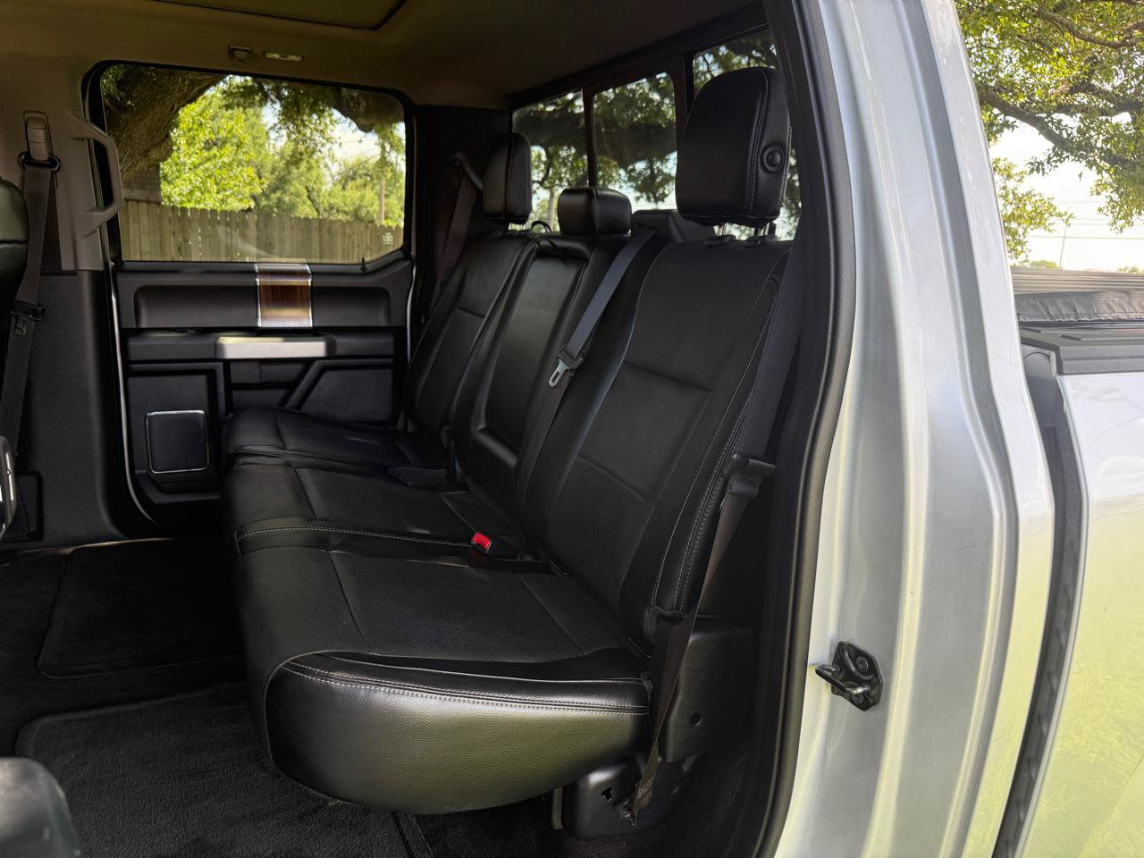 Used 2015 Ford F150 Lariat AWD/4WD image 21