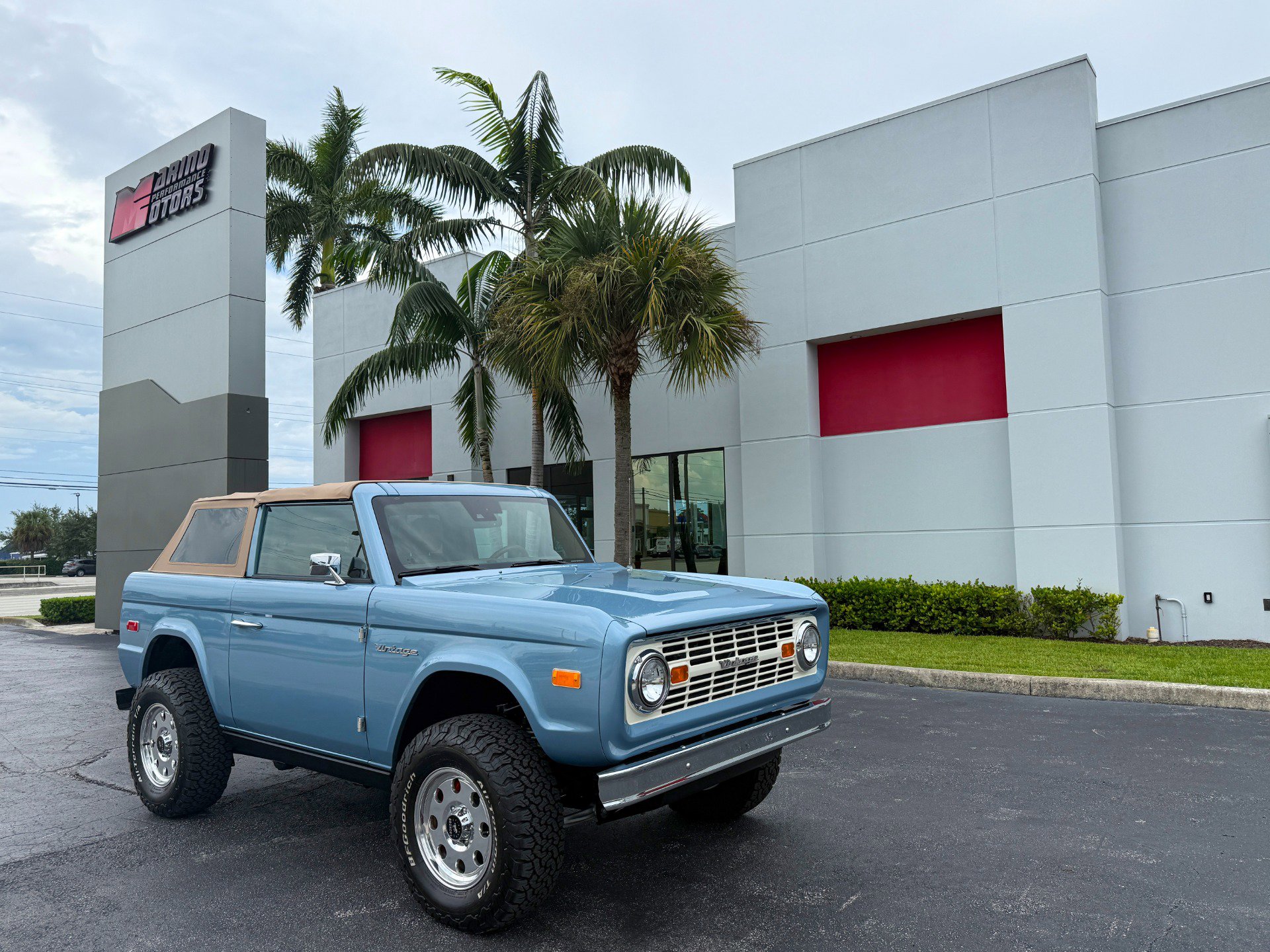 Used 2023 Ford Bronco Black Diamond image 67