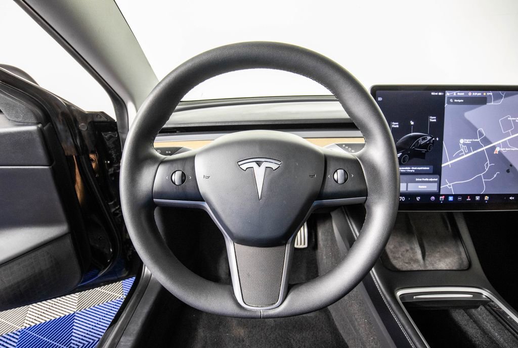 Used 2021 Tesla Model 3 Performance image 18