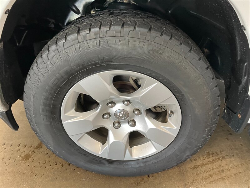 Used 2022 RAM 1500 Big Horn AWD/4WD image 25