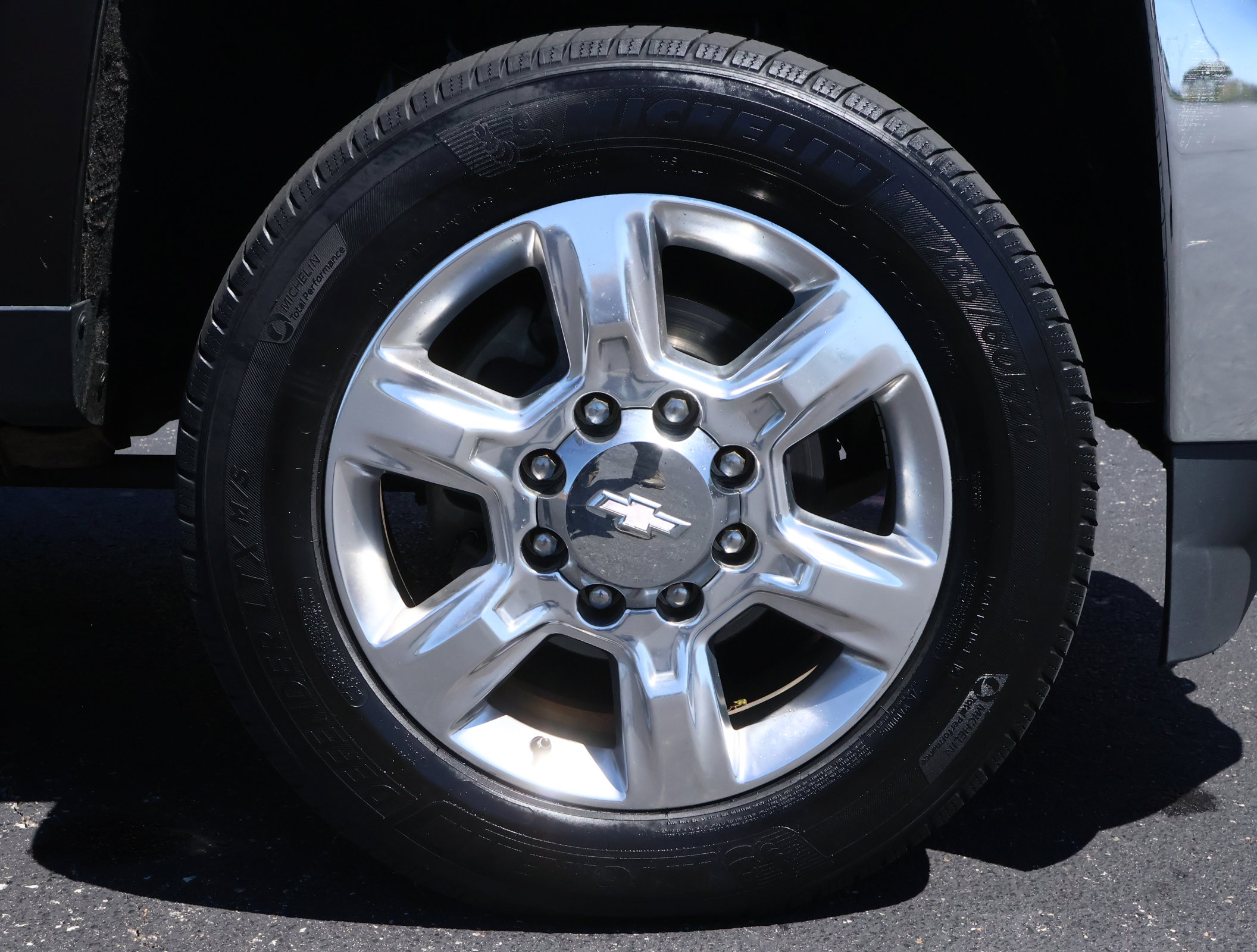 Used 2019 Chevrolet Silverado 2500 LTZ w/ Duramax Plus Package image 27