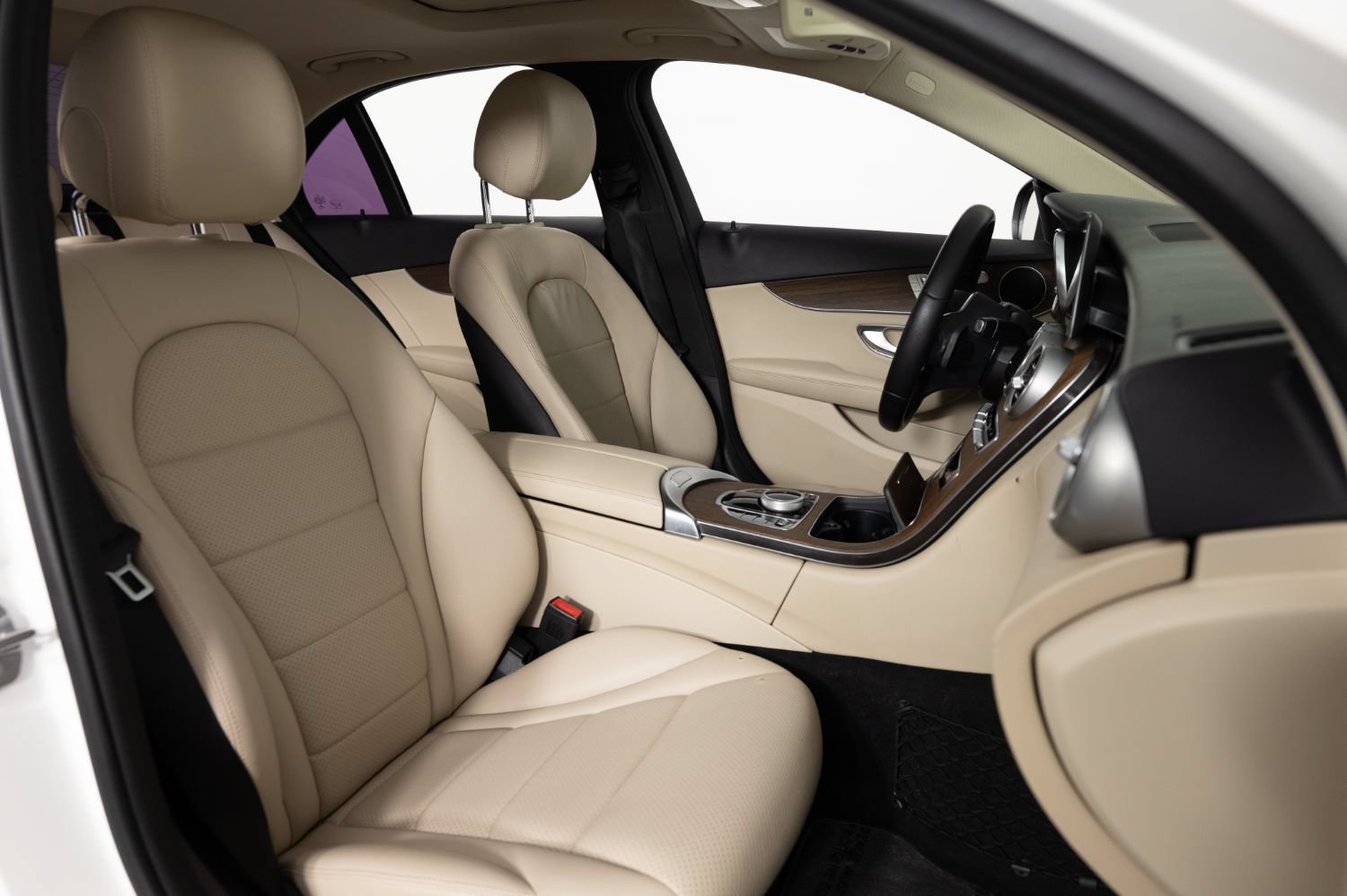 Used 2019 Mercedes-Benz C 300 Sedan image 29