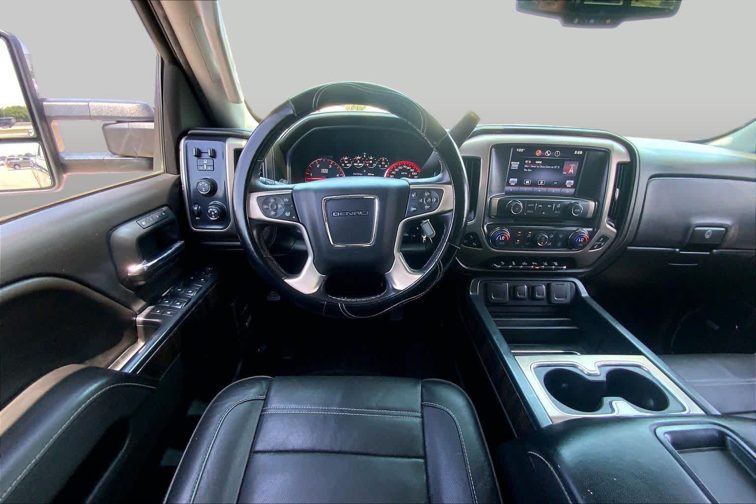 Used 2015 GMC Sierra 2500 Denali w/ Duramax Plus Package AWD/4WD image 6