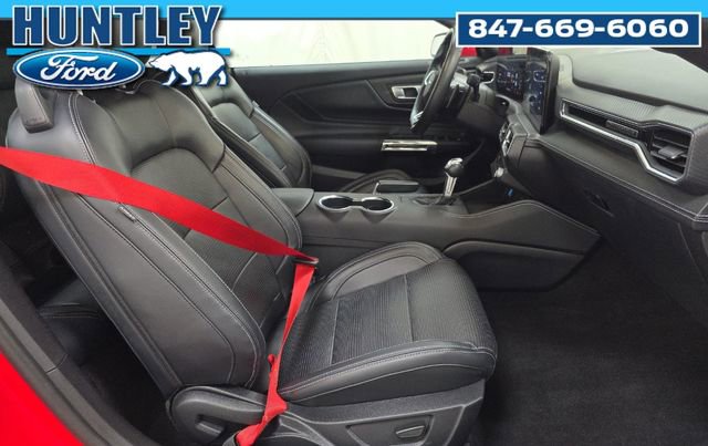 Used 2025 Ford Mustang GT Premium w/ GT Performance Package RWD image 7