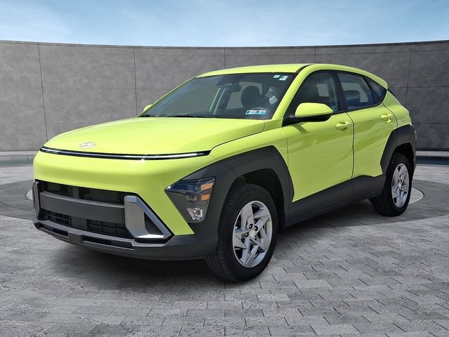 Certified 2025 Hyundai Kona SE AWD/4WD image 4