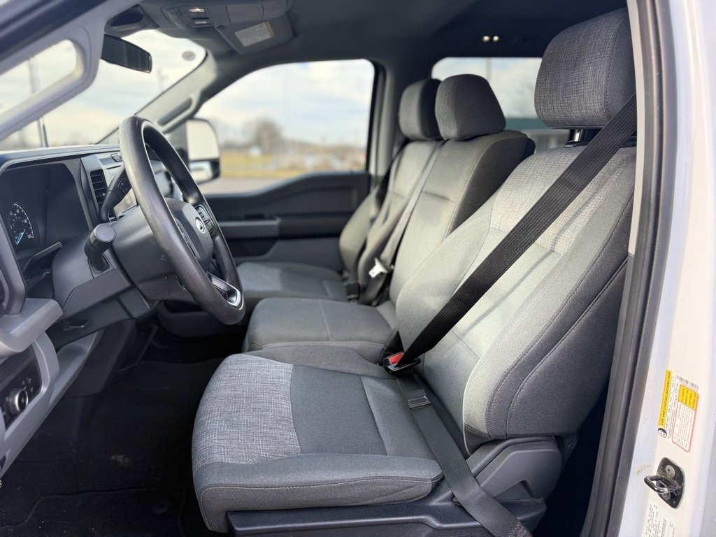 Used 2025 Ford F250 XLT image 30