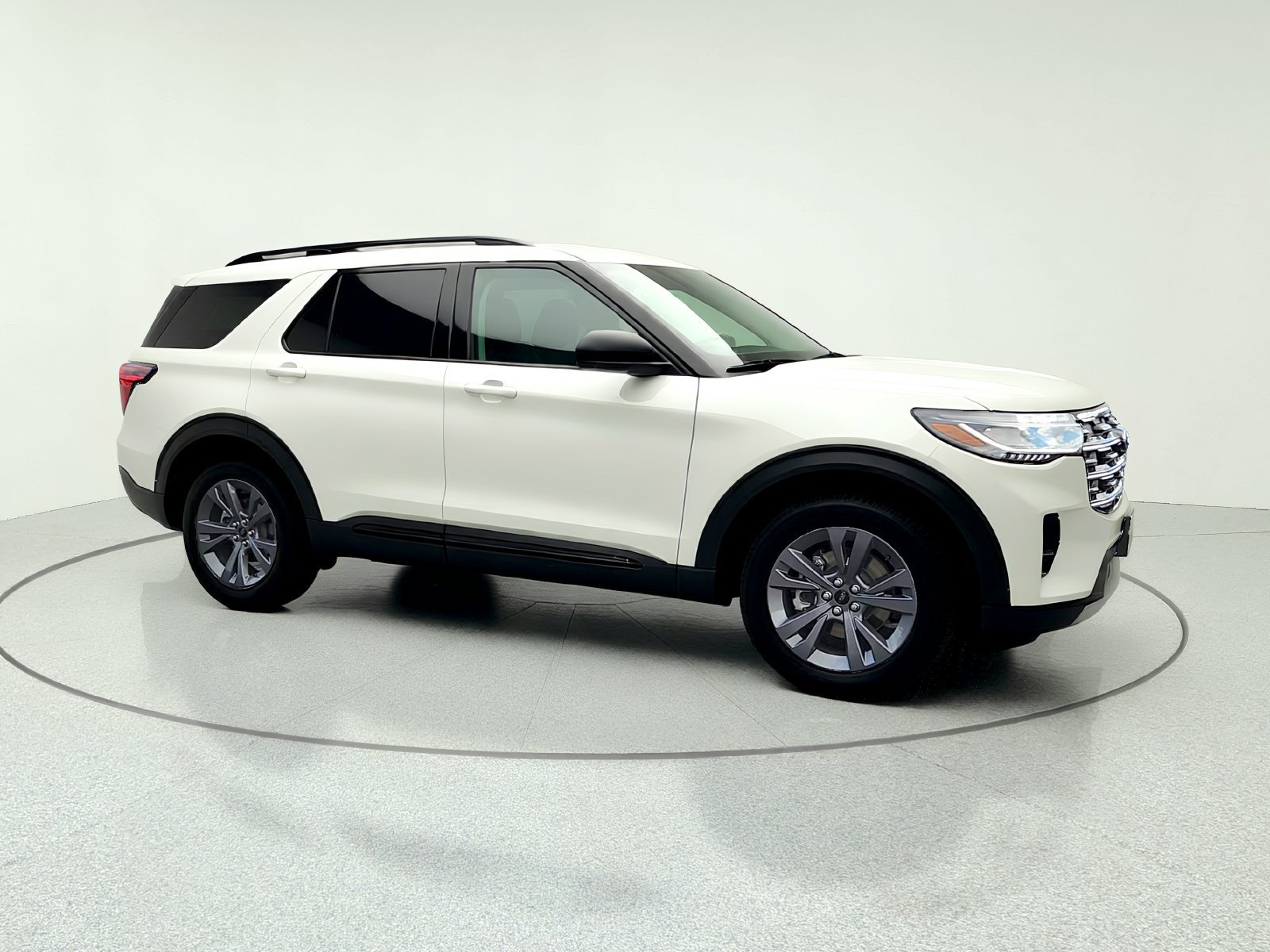 New 2026 Ford Explorer Active w/ Active Comfort Package AWD/4WD image 10