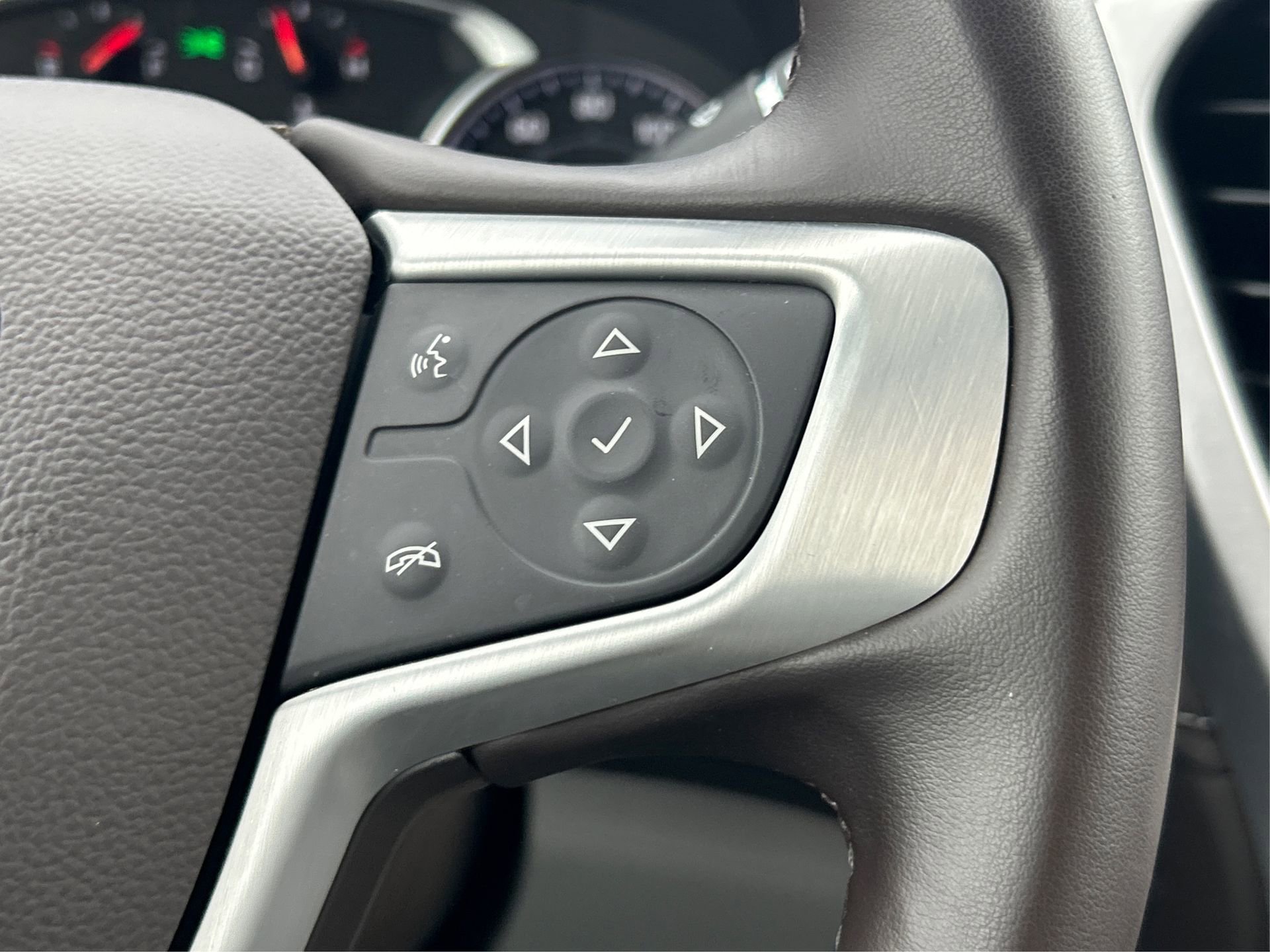 Certified 2023 GMC Acadia SLT image 34