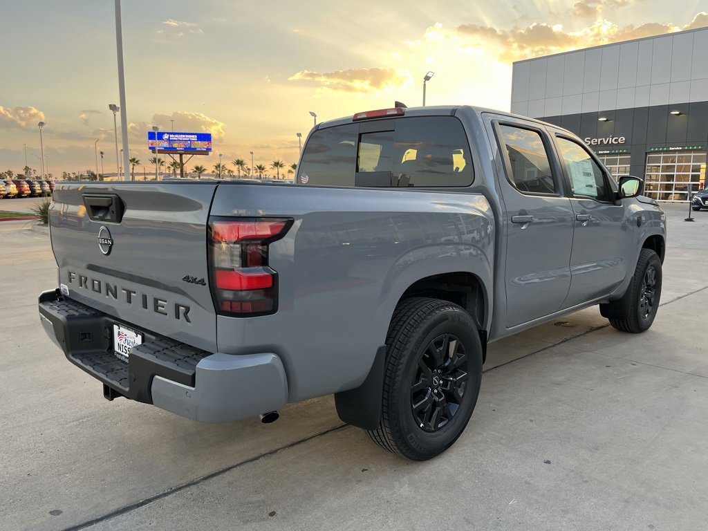 New 2026 Nissan Frontier SV w/ Tow Package image 3