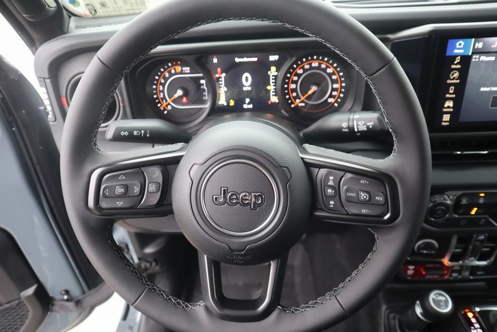 New 2026 Jeep Gladiator Rubicon AWD/4WD image 3