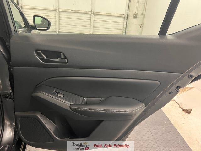 Used 2025 Nissan Altima 2.5 SV FWD image 36