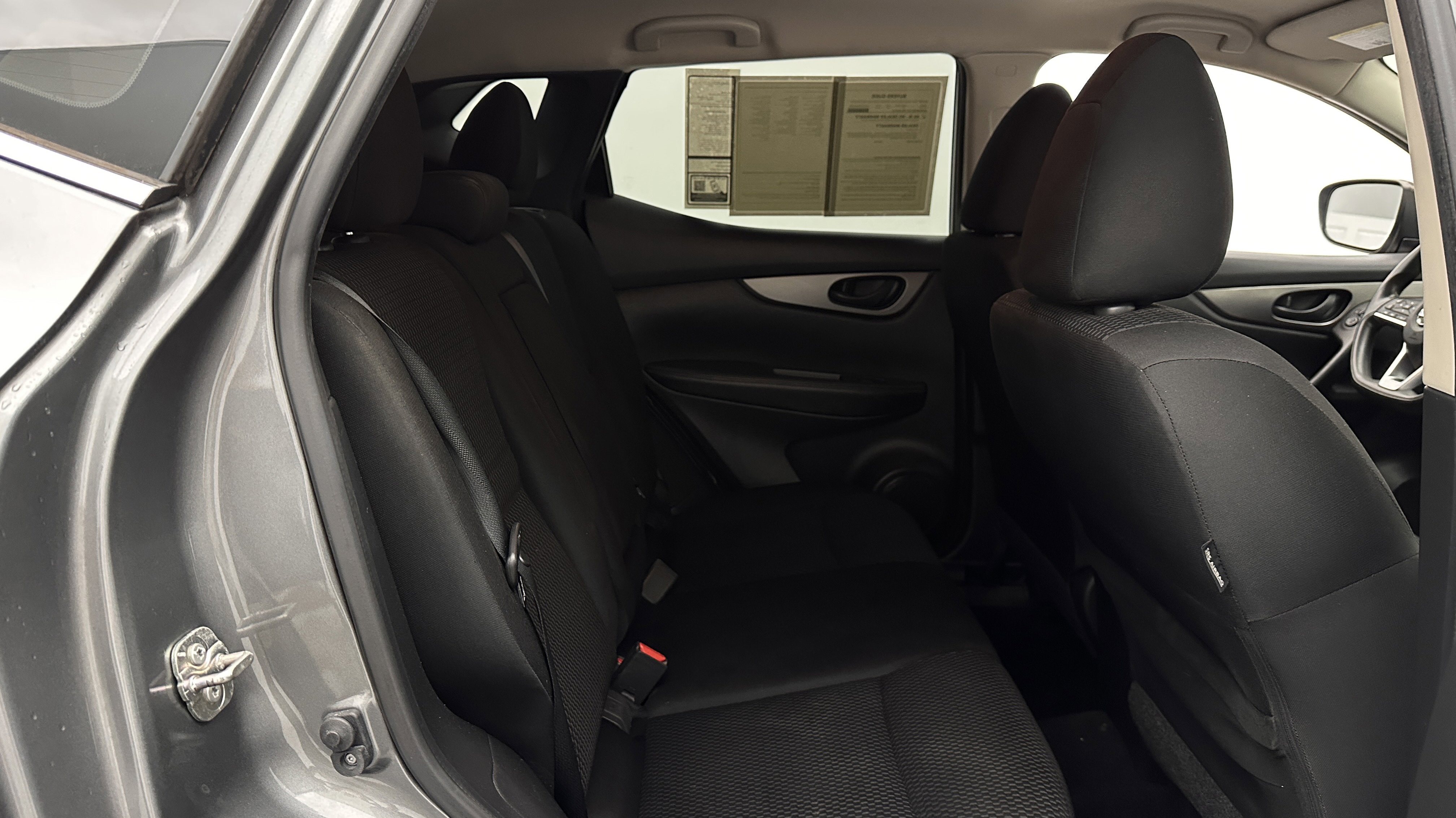 Used 2019 Nissan Rogue Sport S FWD image 31