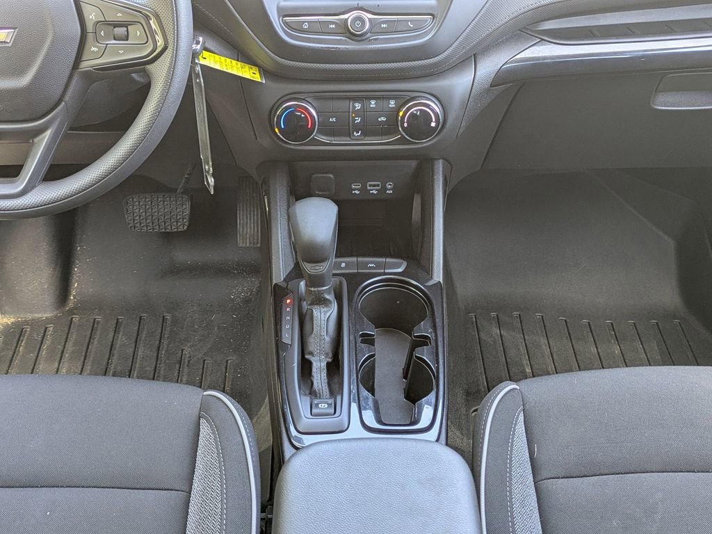 Used 2021 Chevrolet TrailBlazer LS FWD image 18