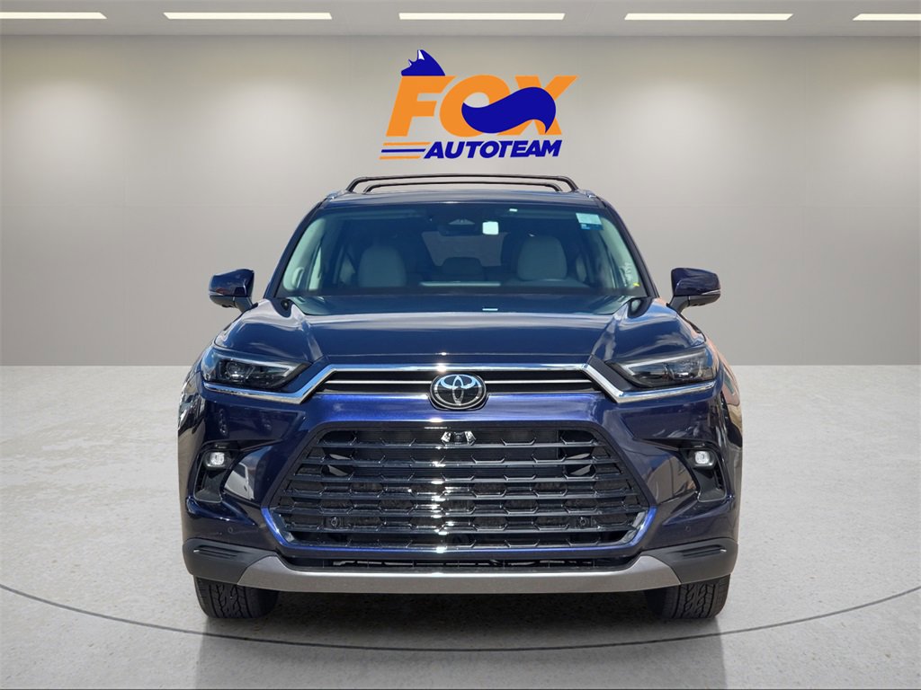 New 2026 Toyota Grand Highlander Limited image 8