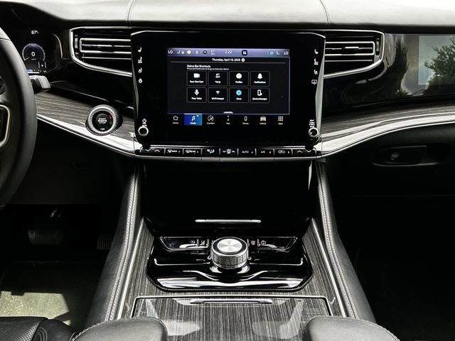 Used 2022 Jeep Wagoneer Series II RWD image 16