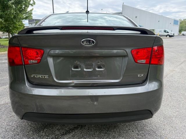 Used 2013 Kia Forte EX FWD image 4