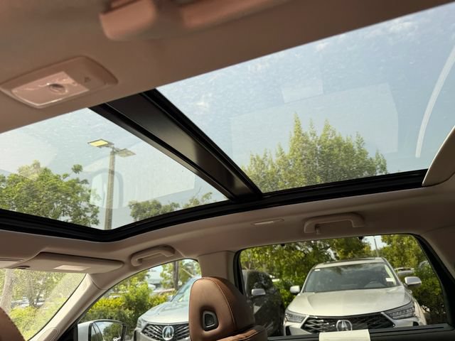 Certified 2023 Acura MDX FWD w/ Technology Package image 11