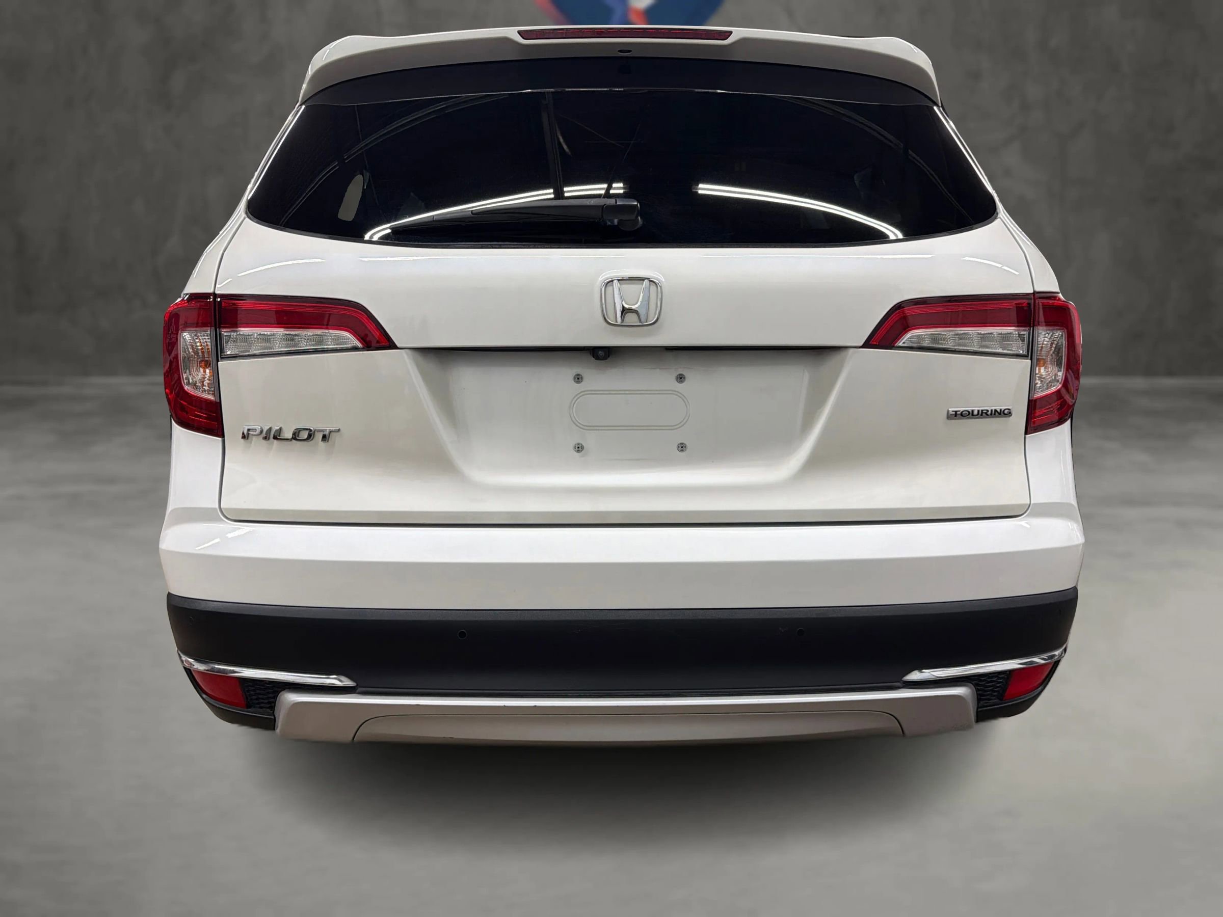 Used 2019 Honda Pilot Touring image 14