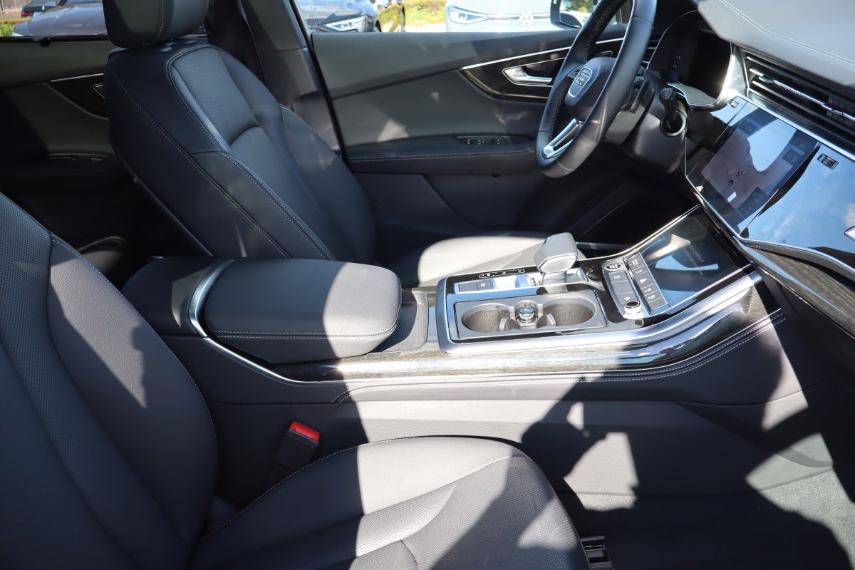 Used 2025 Audi Q7 3.0T Premium Plus w/ Premium Plus Package image 13