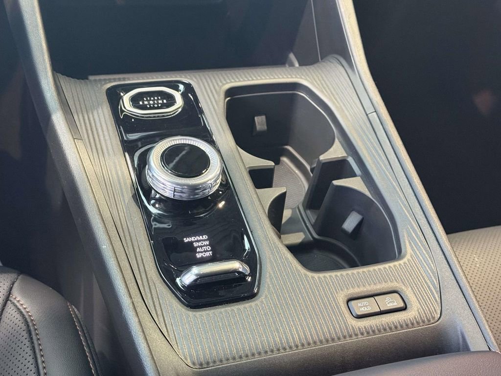 New 2026 Jeep Cherokee Overland image 17