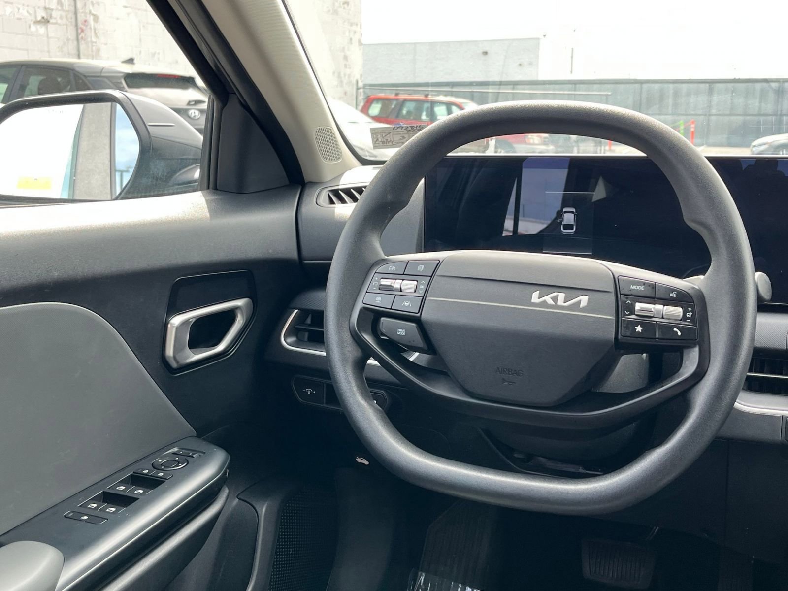 Used 2025 Kia K4 FWD image 28