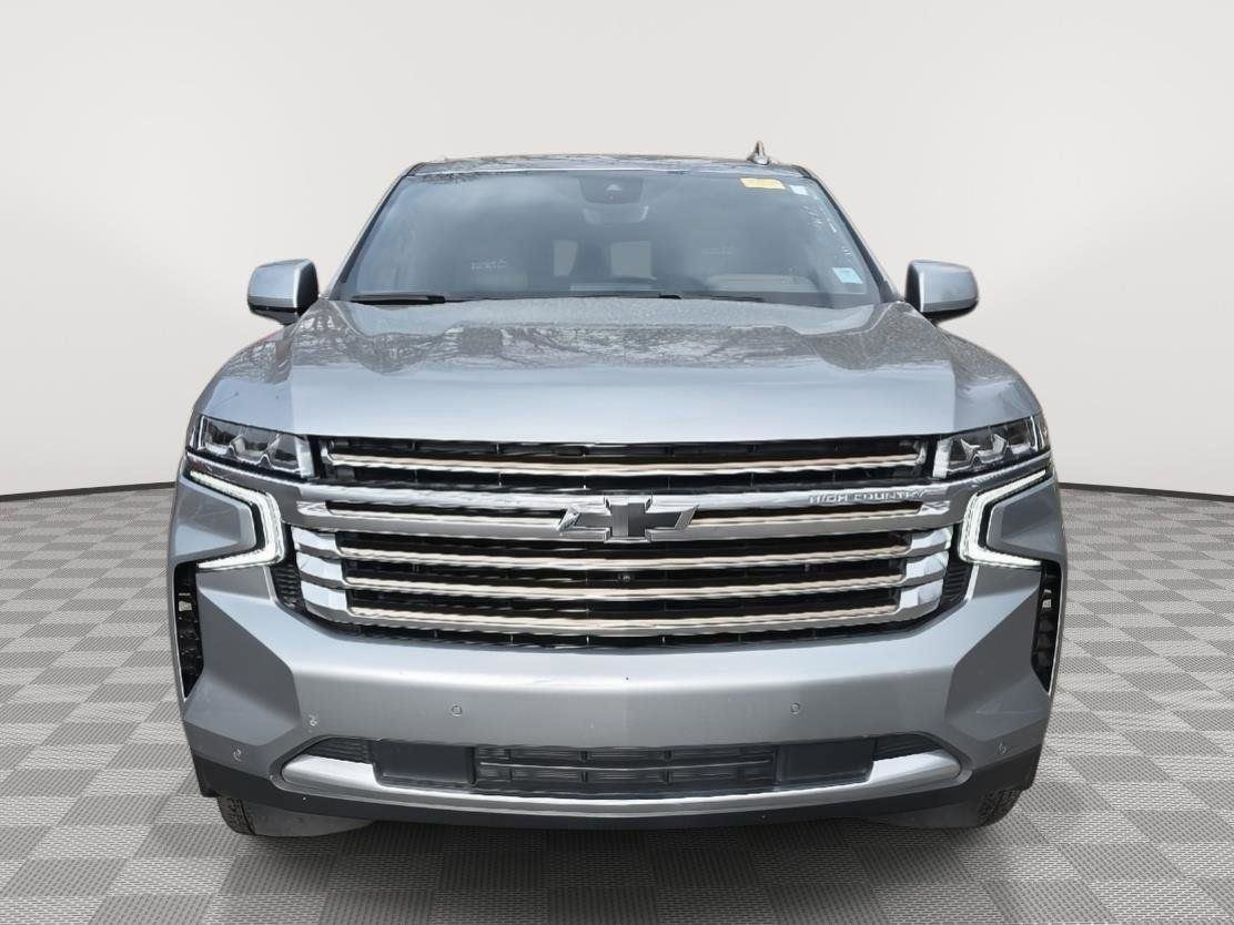 Used 2024 Chevrolet Tahoe High Country image 2