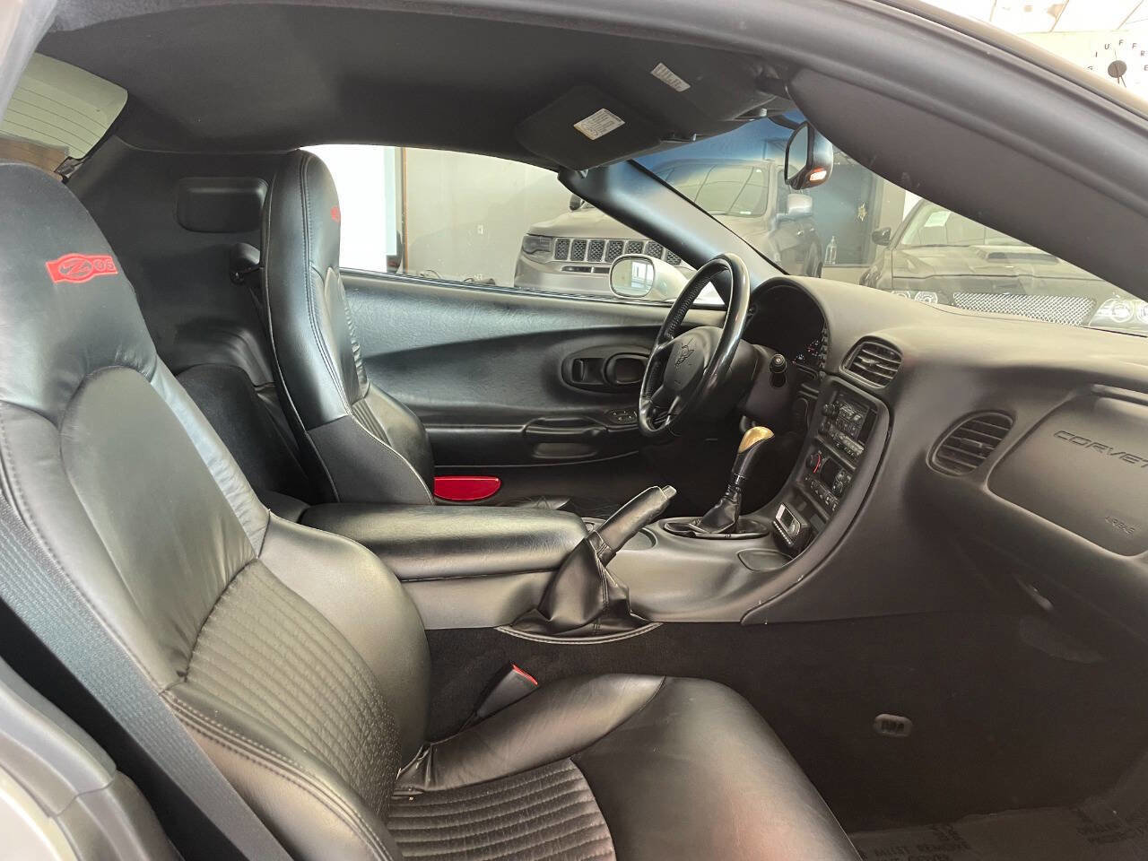 Used 2004 Chevrolet Corvette Z06 w/ Memory Package image 18