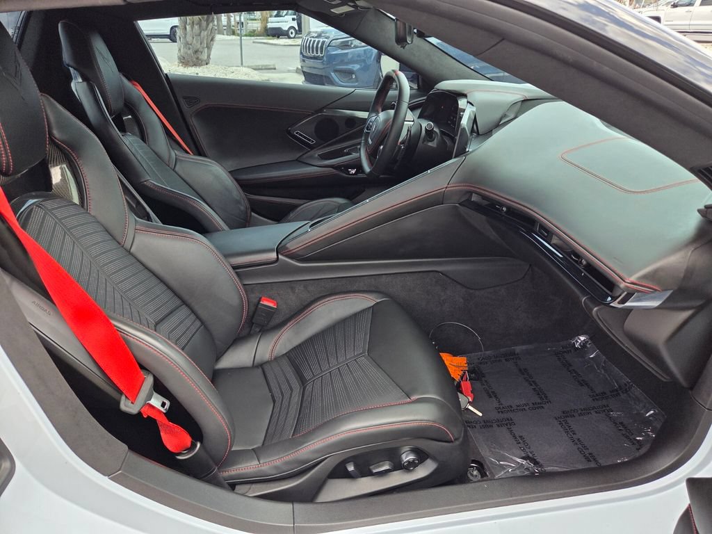 Used 2023 Chevrolet Corvette Stingray Premium Conv w/ Z51 Performance Package RWD image 15