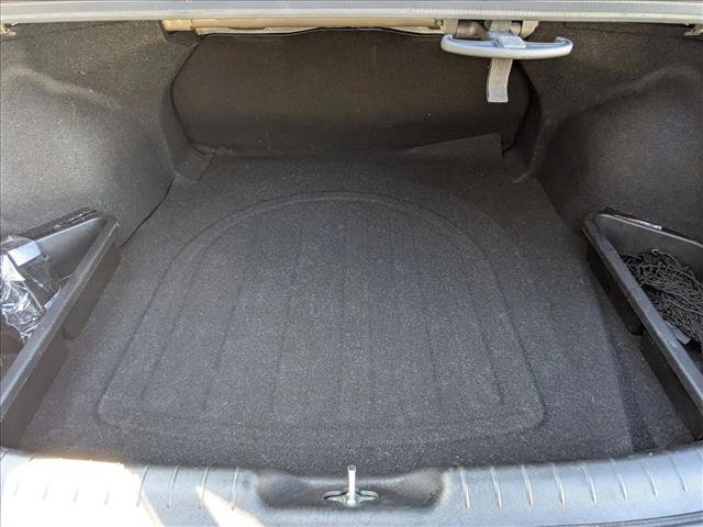 Used 2023 Hyundai Elantra SEL w/ Preferred Accessory Package image 6