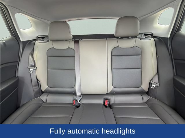 Certified 2026 Chevrolet Trax ACTIV w/ Driver Confidence Package FWD image 17