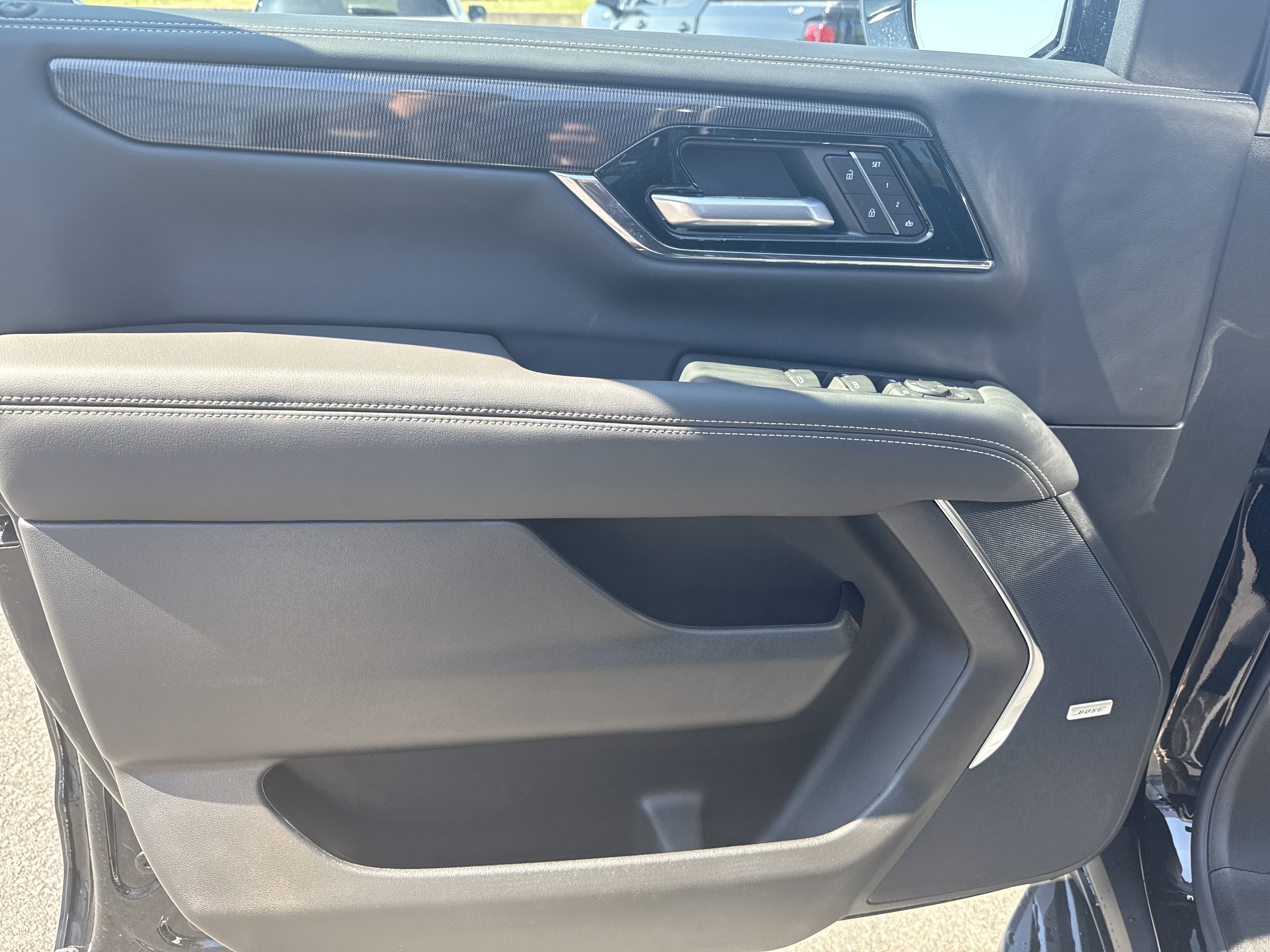 New 2026 GMC Yukon XL Elevation AWD/4WD image 25