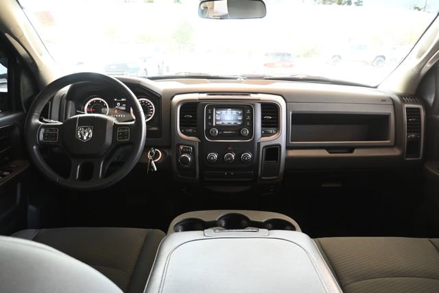 Used 2017 RAM 1500 Express image 12