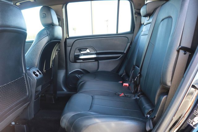 Used 2024 Mercedes-Benz GLB 250 image 13