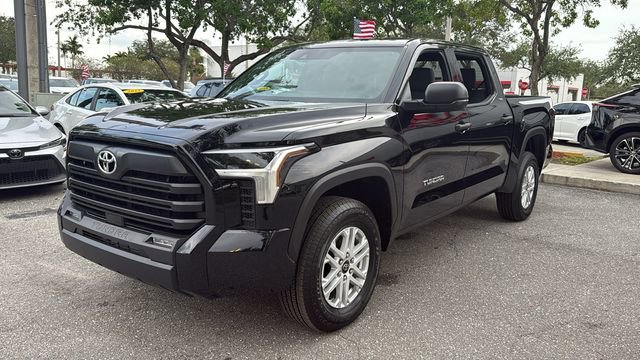 Used 2025 Toyota Tundra SR5 image 3