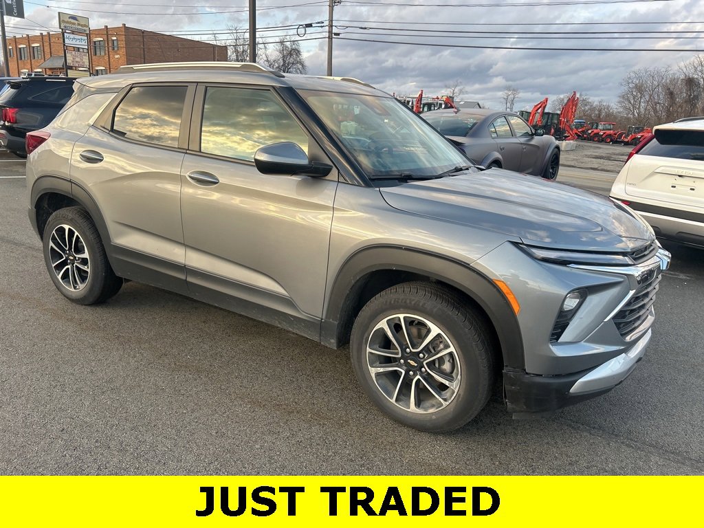 Used 2024 Chevrolet TrailBlazer LT w/ Driver Confidence Package