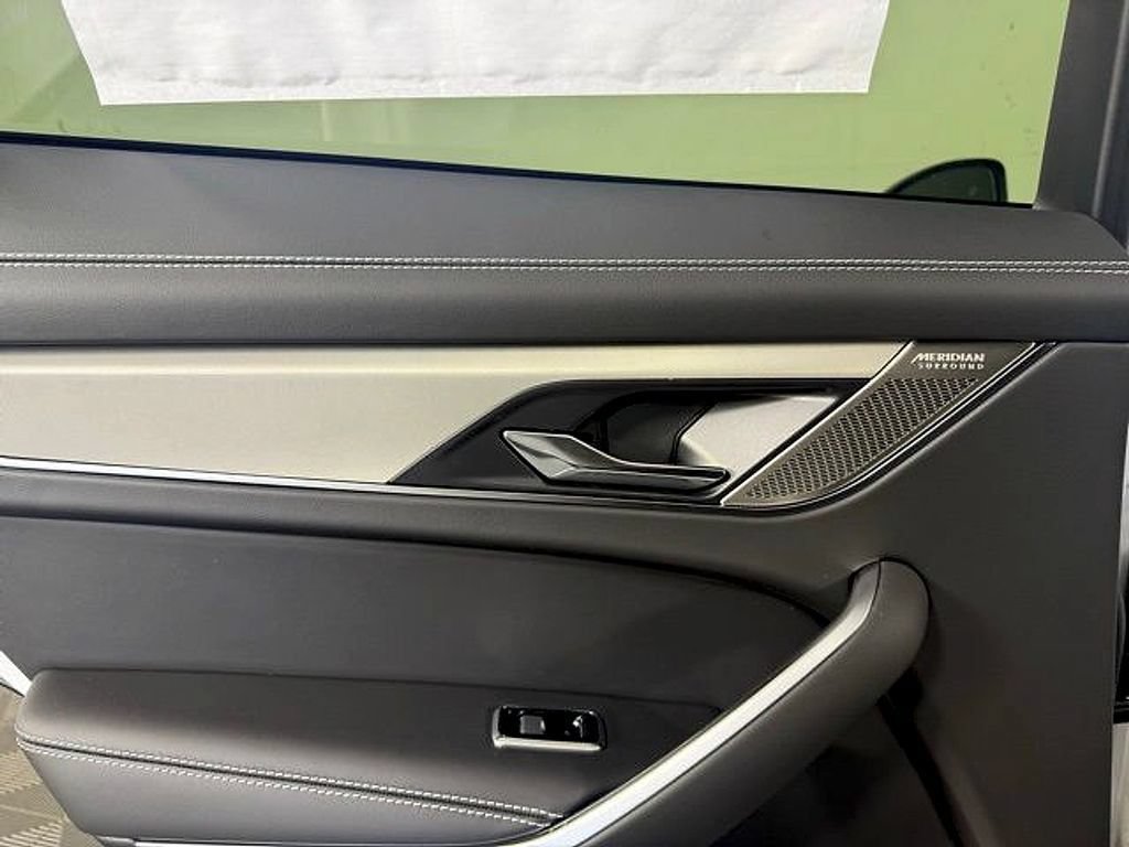 New 2026 Jaguar F-PACE R-Dynamic S AWD/4WD image 27