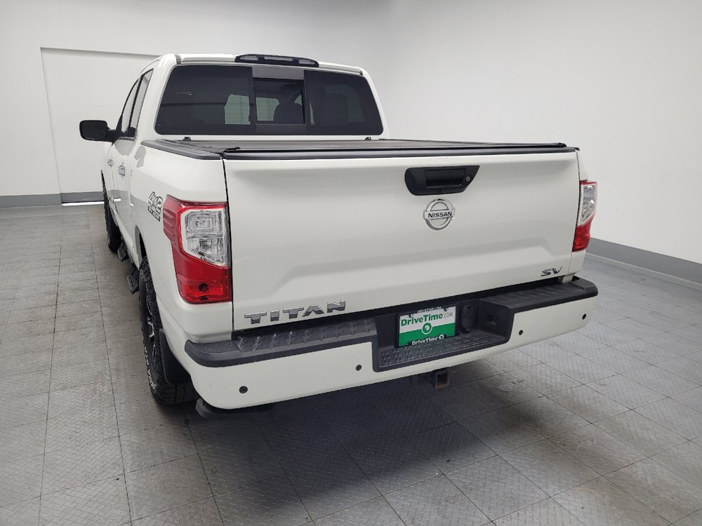 Used 2021 Nissan Titan SV w/ SV Convenience Package RWD image 6