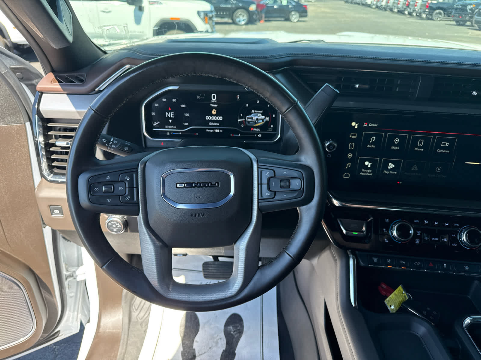 Certified 2025 GMC Sierra 3500 Denali w/ Snow Plow Prep/Camper Package AWD/4WD image 16