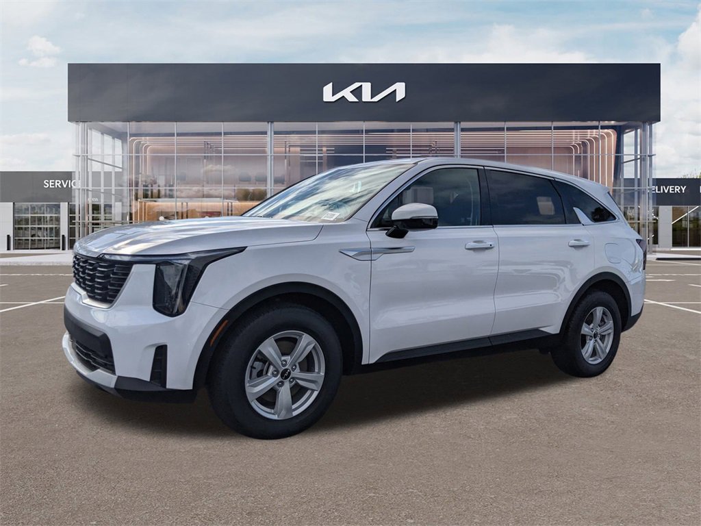 Certified 2025 Kia Sorento LX image 6