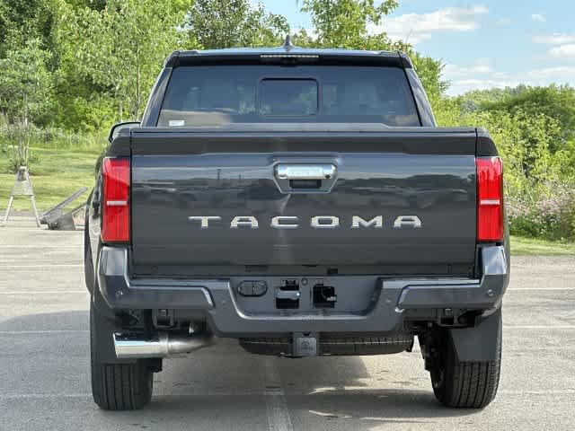 New 2024 Toyota Tacoma Limited w/ Limited Package (LT) AWD/4WD image 4