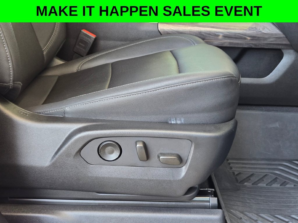 Used 2023 Chevrolet Silverado 1500 LTZ AWD/4WD image 28