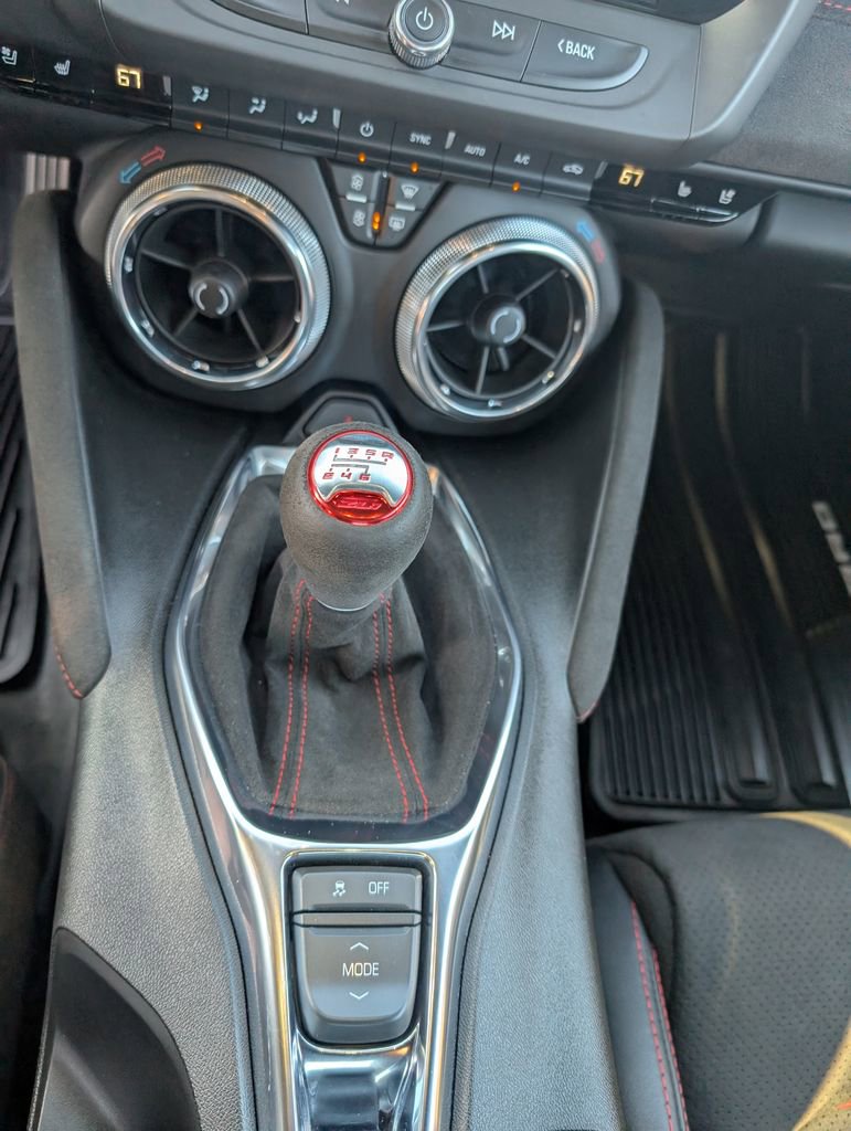 Used 2022 Chevrolet Camaro ZL1 image 20