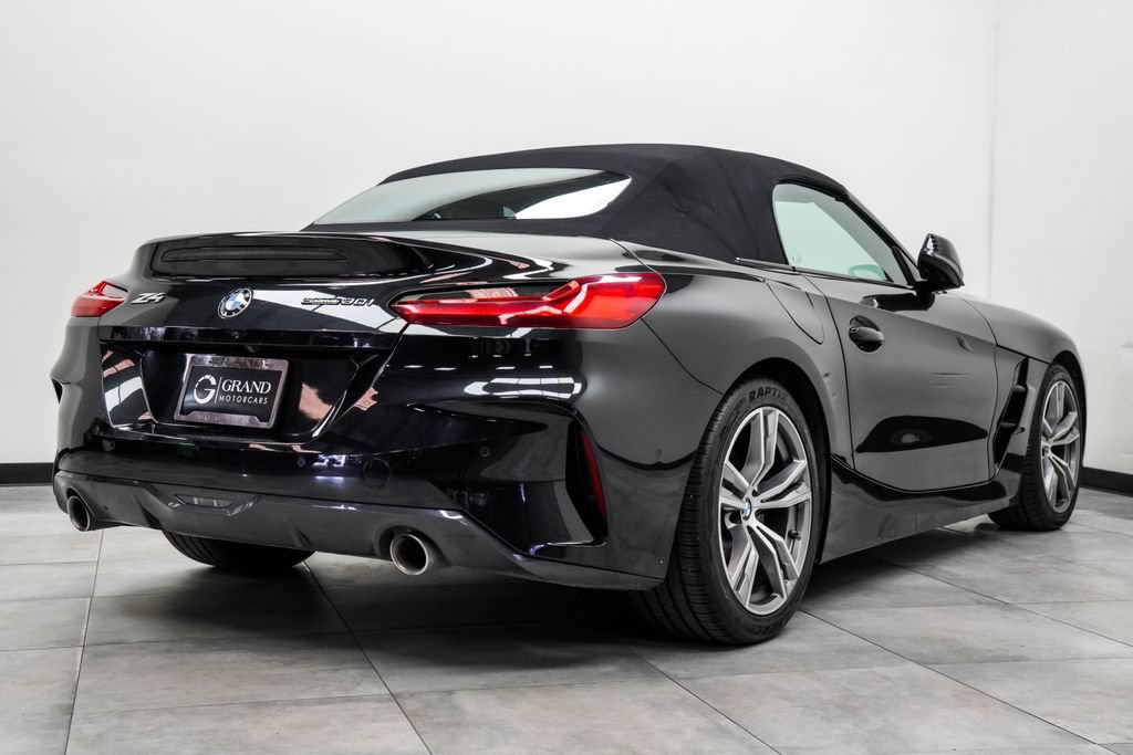 Used 2025 BMW Z4 sDrive30i RWD image 13