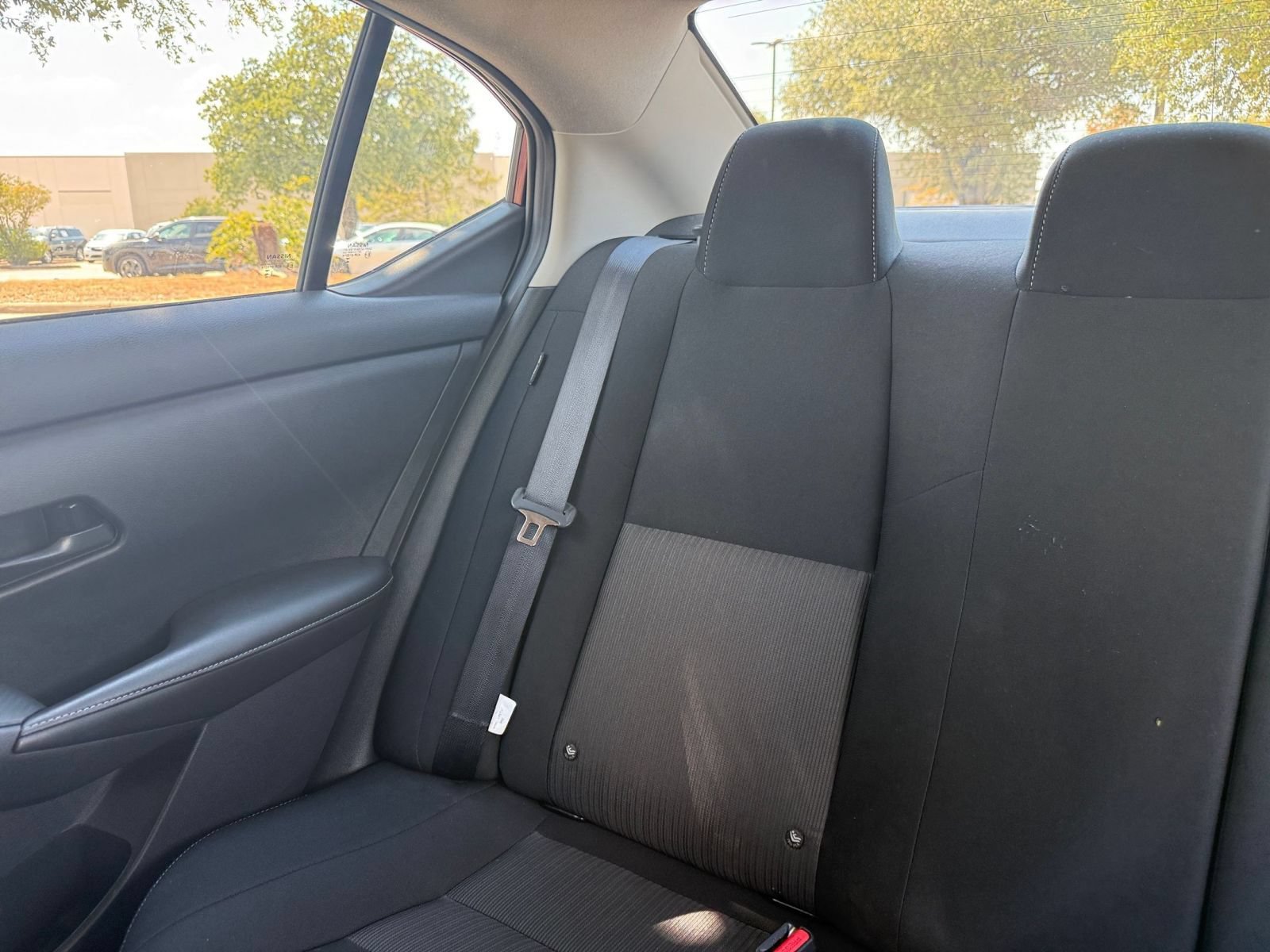 Used 2025 Nissan Sentra SV FWD image 38