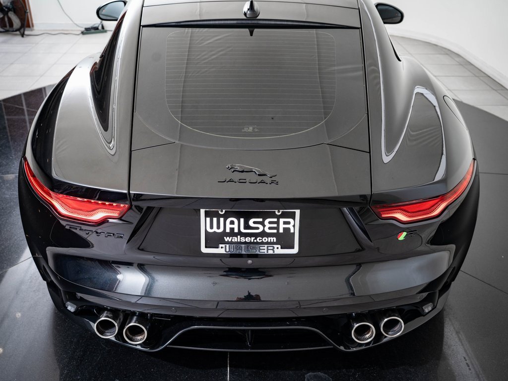Used 2023 Jaguar F-TYPE R image 17