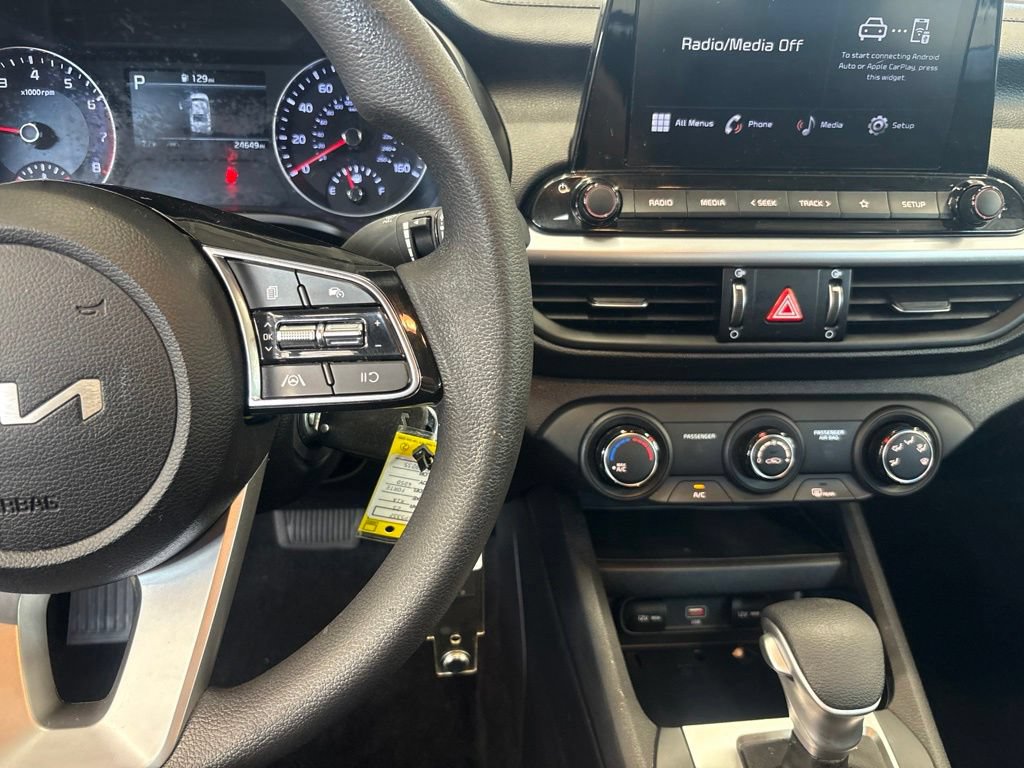 Certified 2023 Kia Forte LXS w/ LXS Technology Package FWD image 21