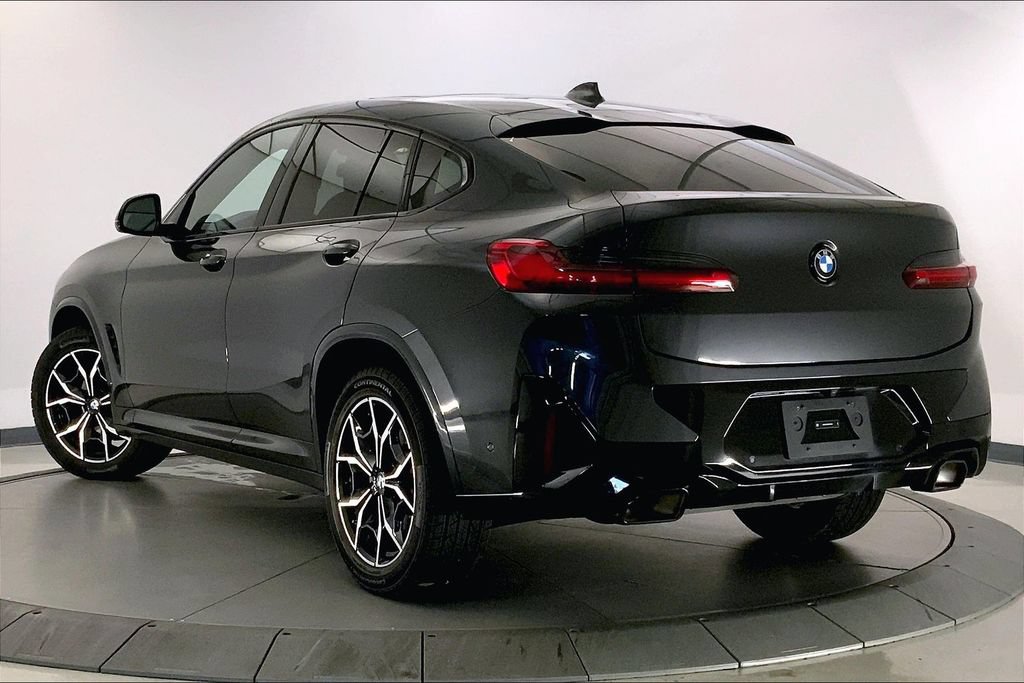 Used 2024 BMW X4 xDrive30i w/ Premium Package AWD/4WD image 9