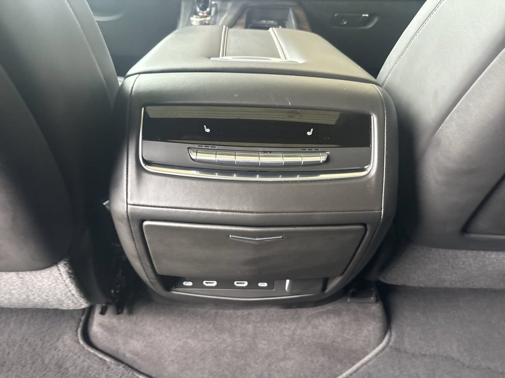 Certified 2023 Cadillac Escalade Premium Luxury Platinum AWD/4WD image 22