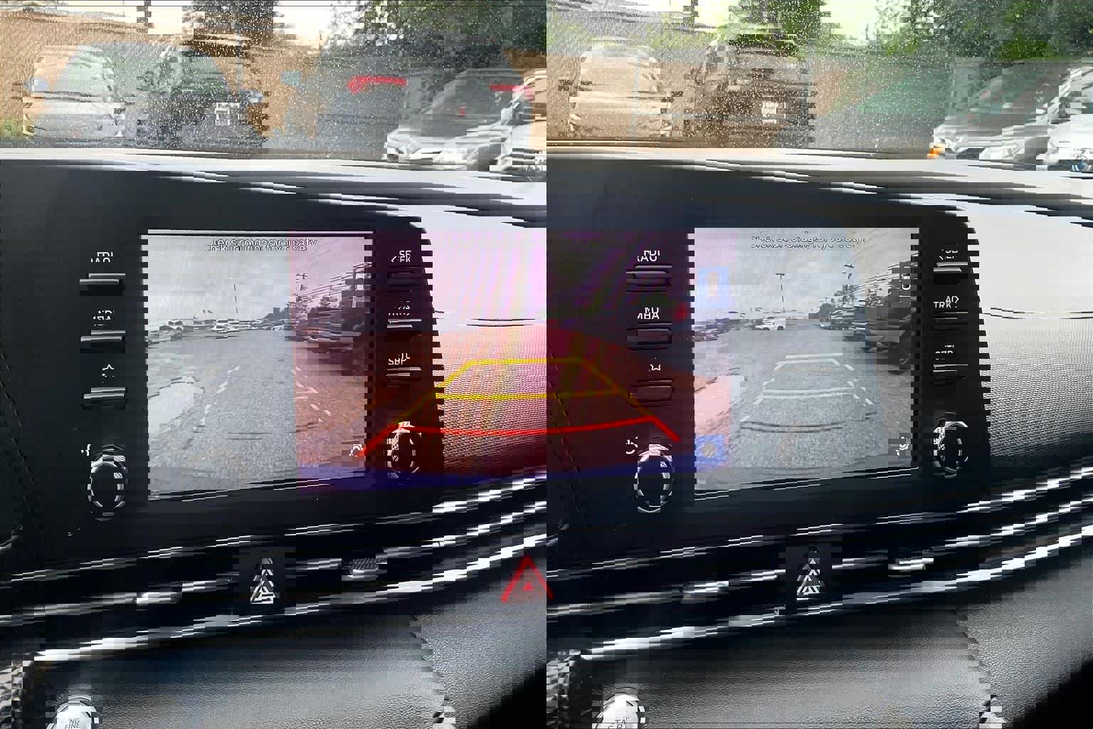 Used 2023 Hyundai Elantra SEL image 26