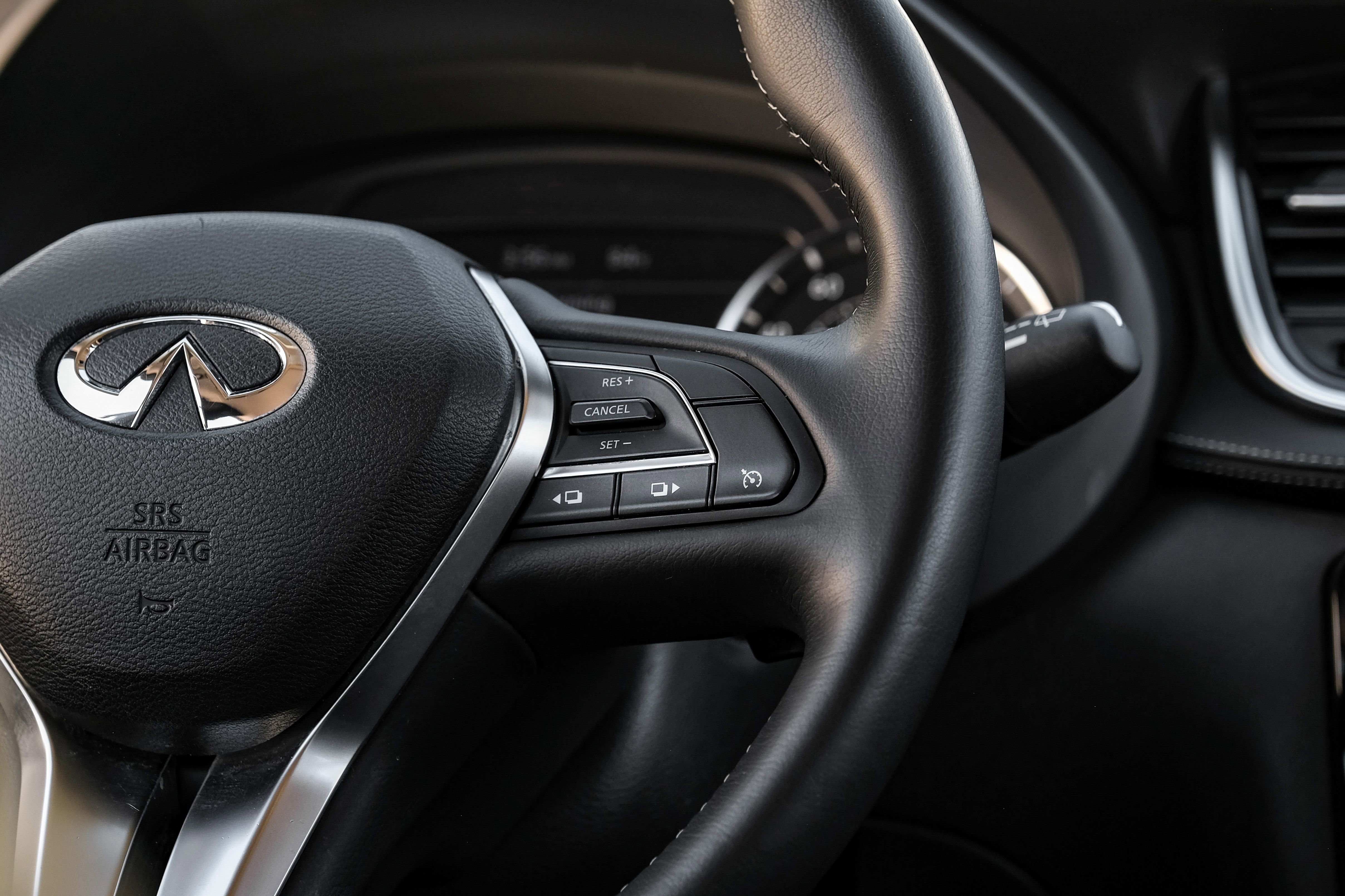 Used 2020 INFINITI QX50 Luxe image 18